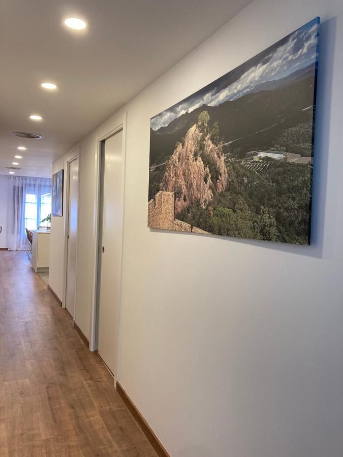 Apartamento Centrico, Climatizado Y Totalmente Equipado De 3 Habitaciones Para 6-7 Personas سانتا كولوما دي فارنرس المظهر الخارجي الصورة