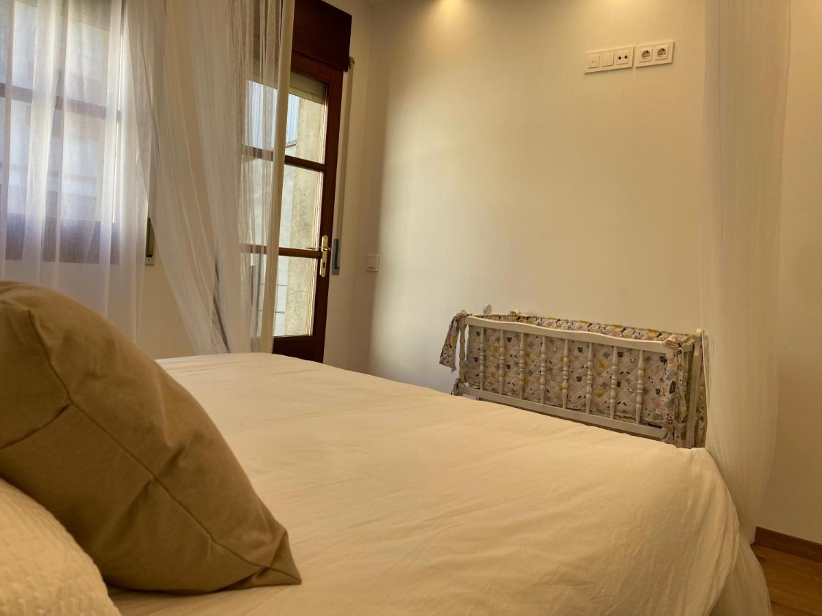 Apartamento Centrico, Climatizado Y Totalmente Equipado De 3 Habitaciones Para 6-7 Personas سانتا كولوما دي فارنرس المظهر الخارجي الصورة
