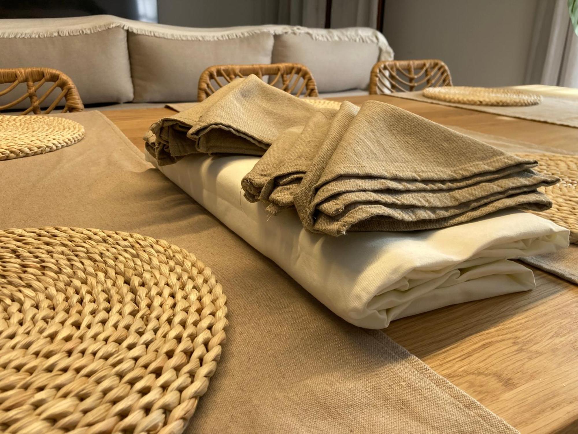 Apartamento Centrico, Climatizado Y Totalmente Equipado De 3 Habitaciones Para 6-7 Personas سانتا كولوما دي فارنرس المظهر الخارجي الصورة