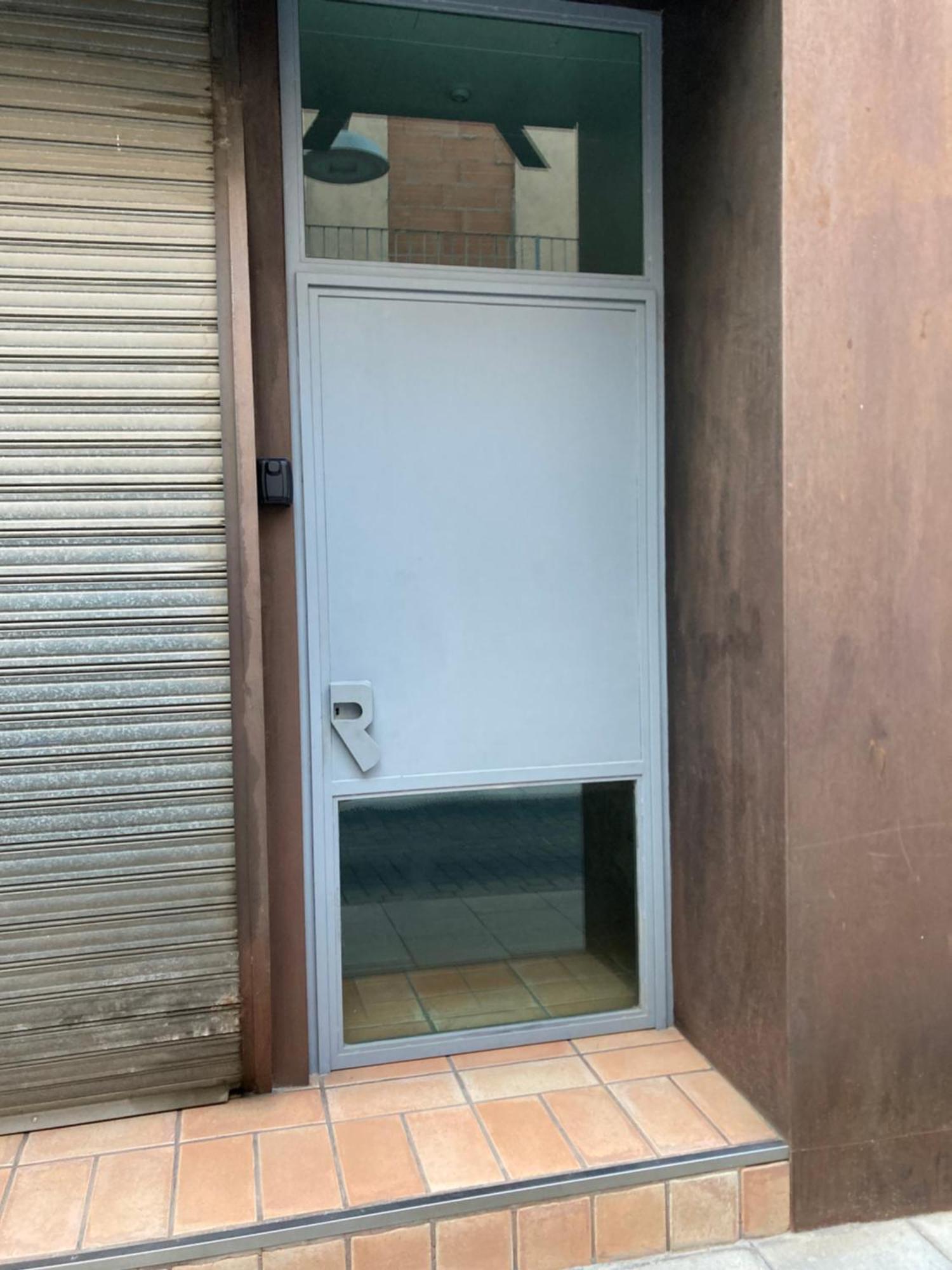 Apartamento Centrico, Climatizado Y Totalmente Equipado De 3 Habitaciones Para 6-7 Personas سانتا كولوما دي فارنرس المظهر الخارجي الصورة